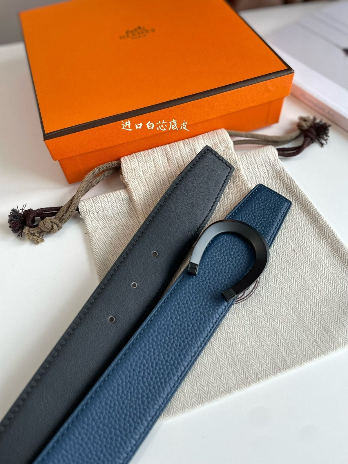 HERMES LUCK BELT BUCKLE & REVERSIBLE NAVY BLUE LEATHER STRAP 38MM BLACK HARDWARE
