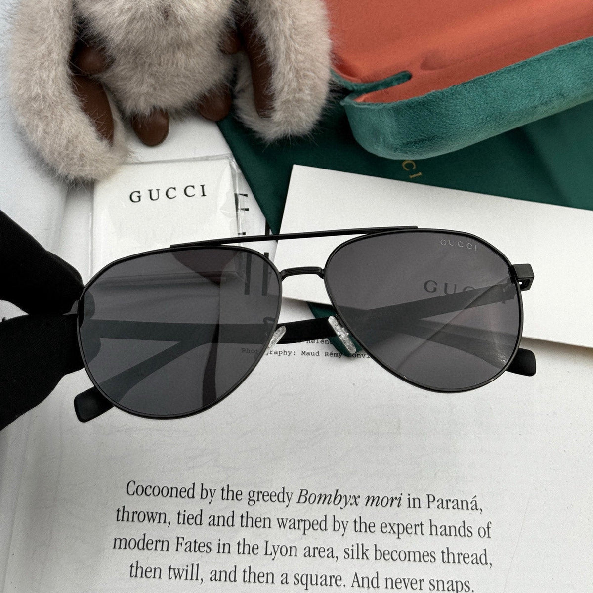 GUCCI AVIATOR FRAME SUNGLASSES G8204 IN METAL