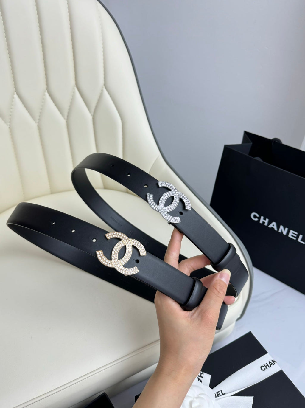 CHANEL BELT 30MM IN BLACK SMOOTH CALFSKIN GOLD HARDWARE ATTACH RHINSTONES