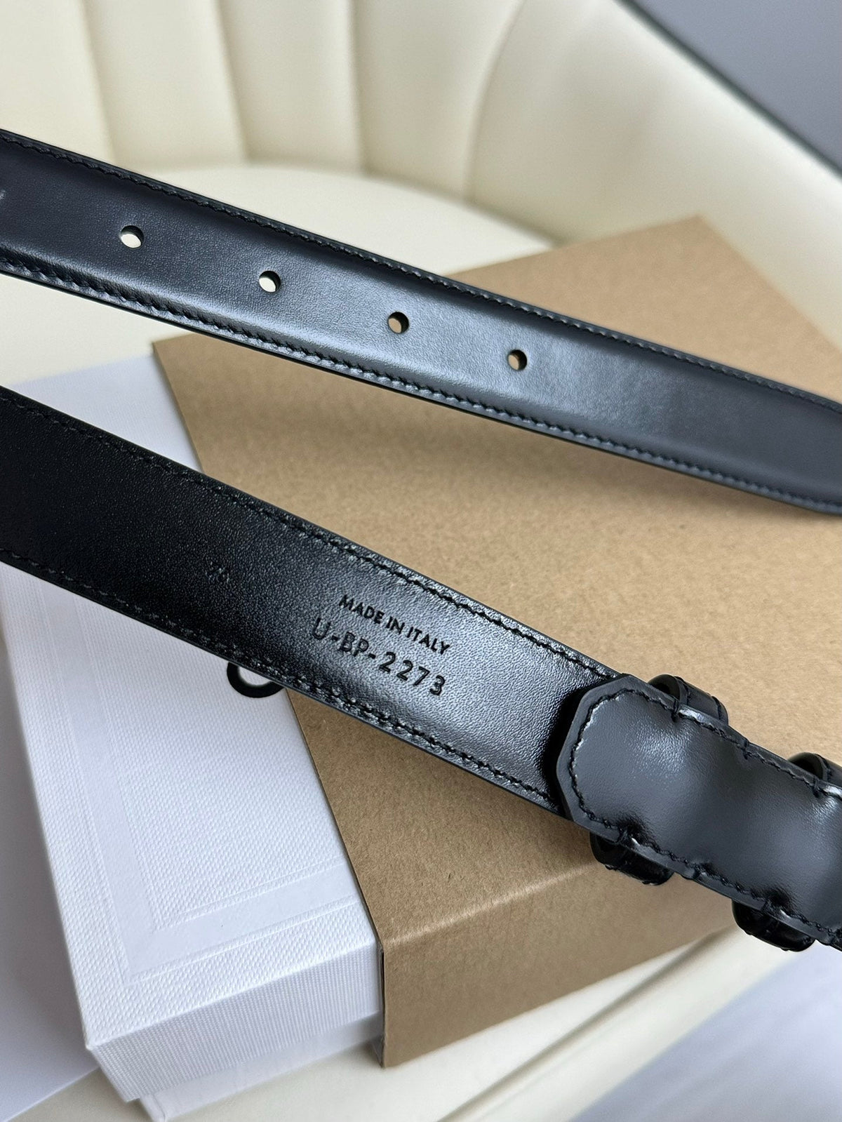 CELINE SMALL TRIOMPHE BELT 18 MM BLACK LEATHER SILVER HARDWARE