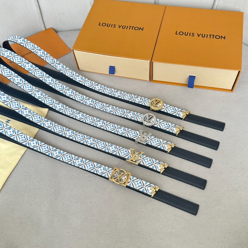 LOUIS VUITTON Pretty LV 20mm Reversible Belt Silver Buckle Black White Blue Leather