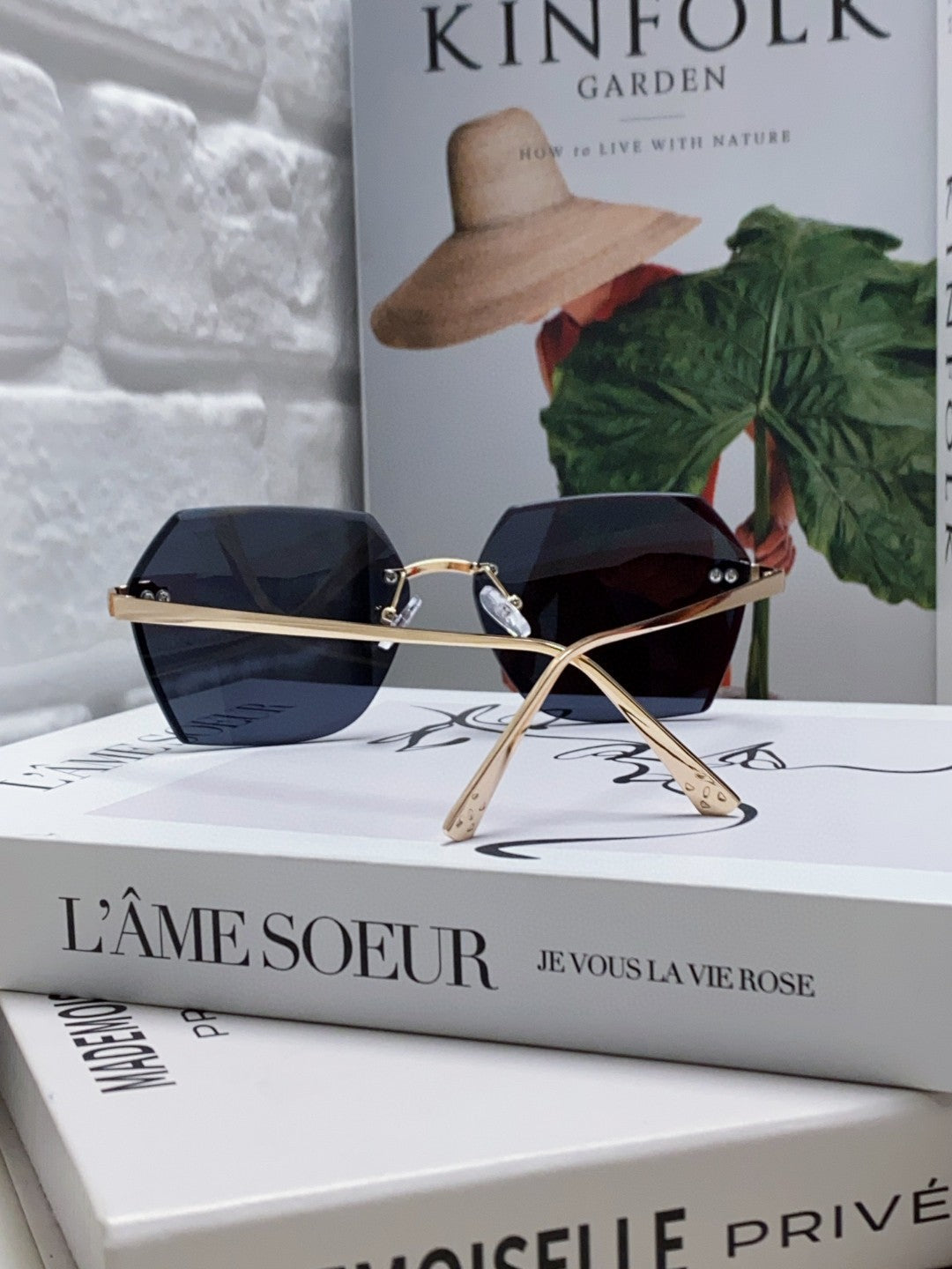CARTIER PANTHÈRE RIMLESS GEOMETRIC FRAME SUNGLASSES 562061 IN METAL
