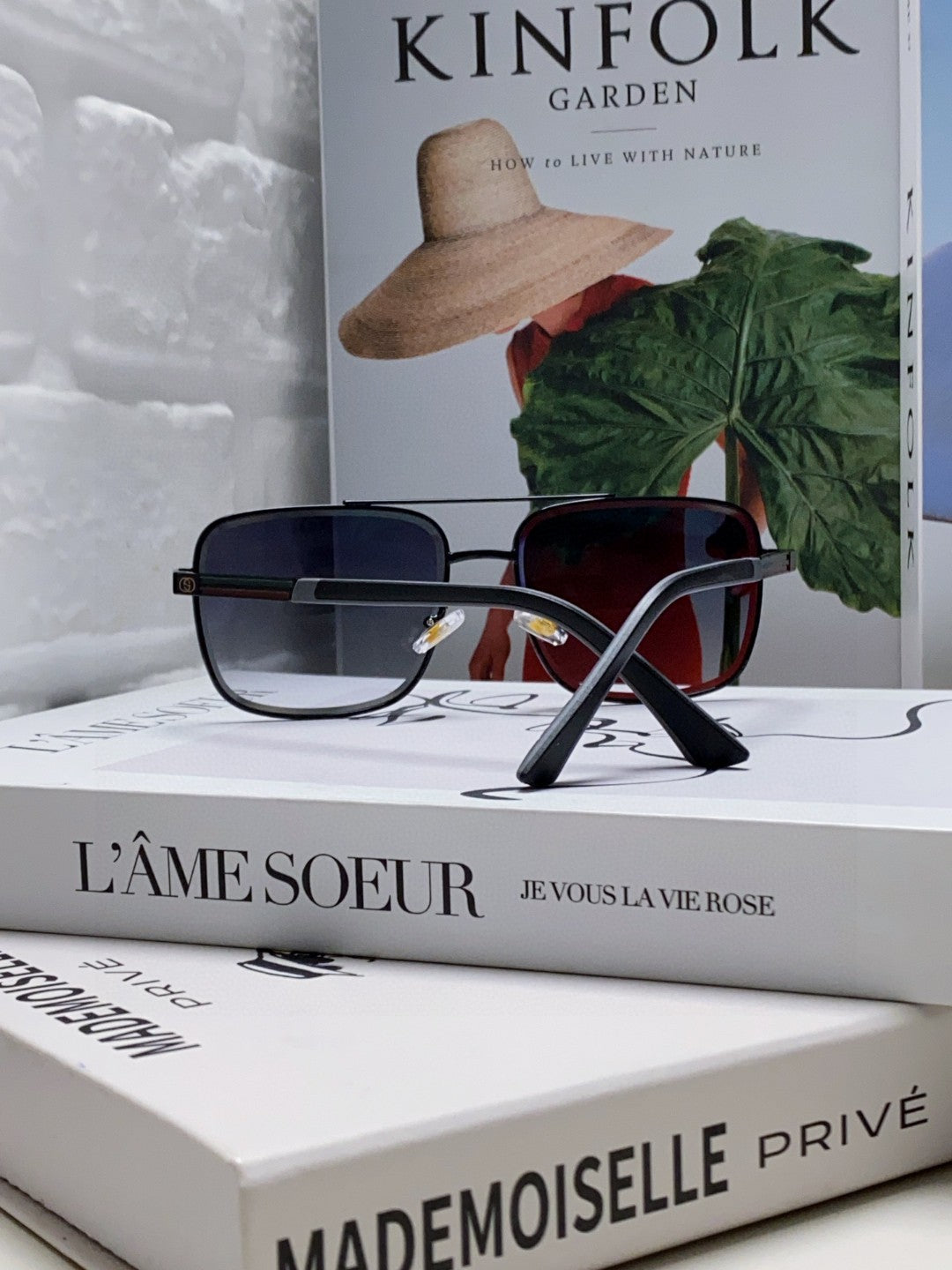 GUCCI SQUARE FRAME SUNGLASSES 576880 IN METAL