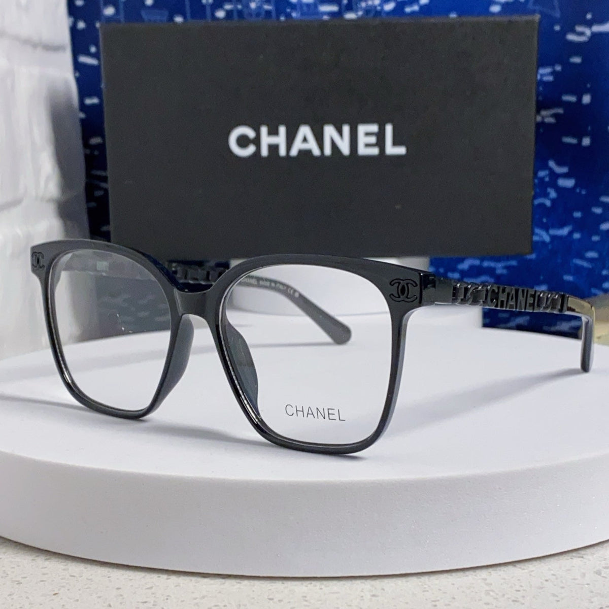 CHANEL SQUARE SUNGLASSES 632029 IN BLACK ACETATE BLACK LOGO ON FRAME