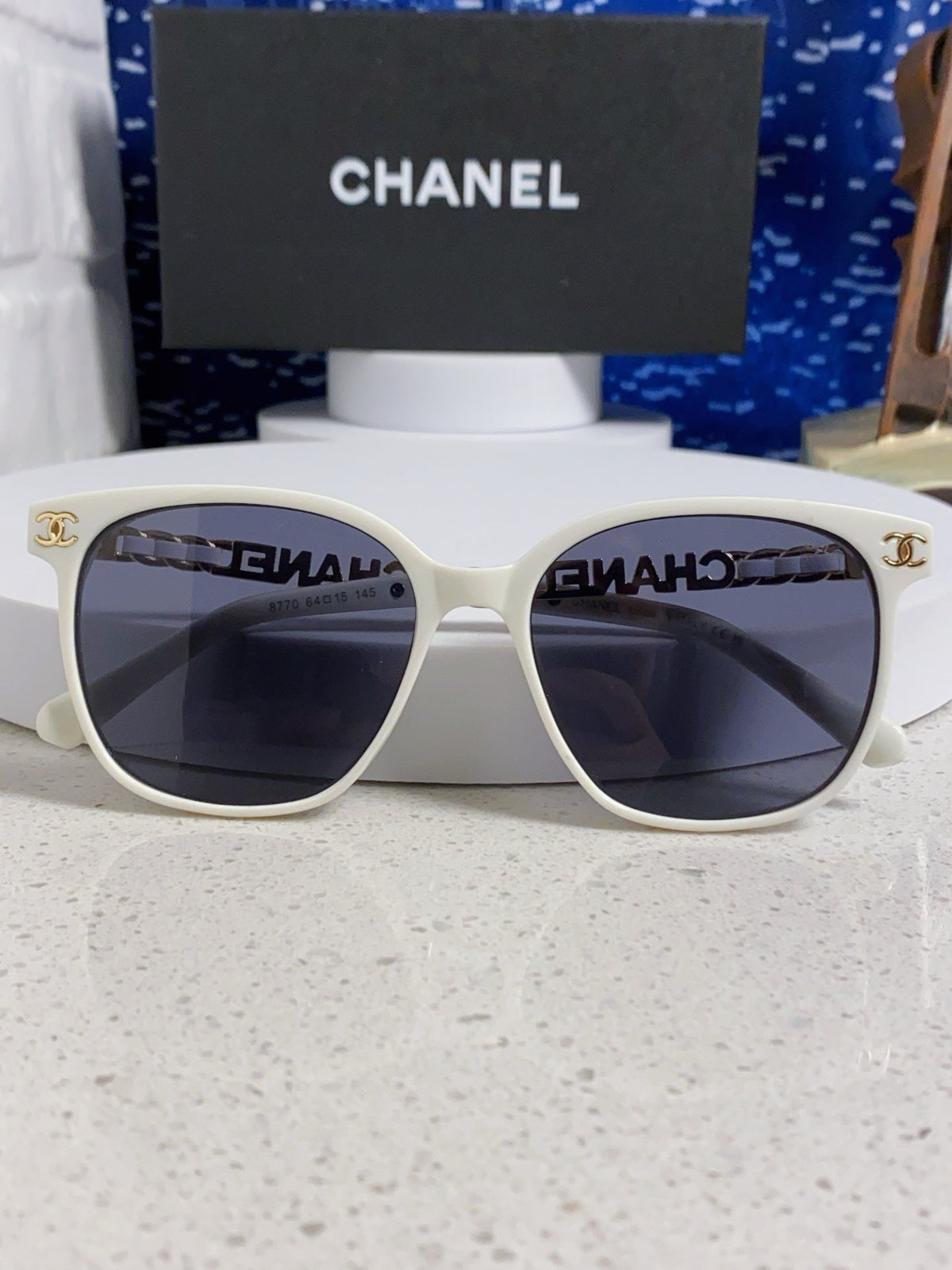 CHANEL SQUARE SUNGLASSES 632031 IN WHITE ACETATE GOLD METAL