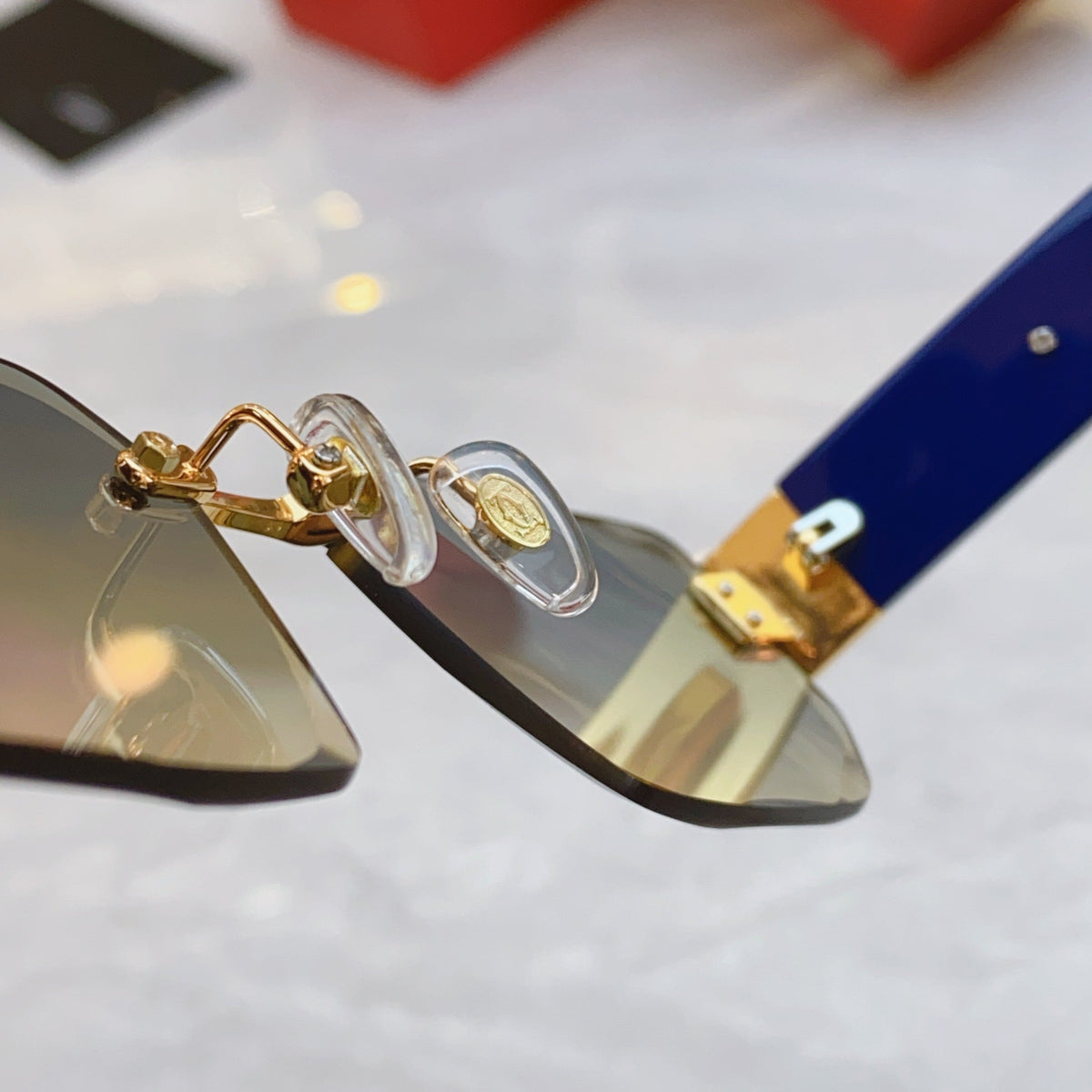 CARTIER PANTHÈRE GEOMETRIC SUNGLASSES CT0637S IN METAL AND ACETATE
