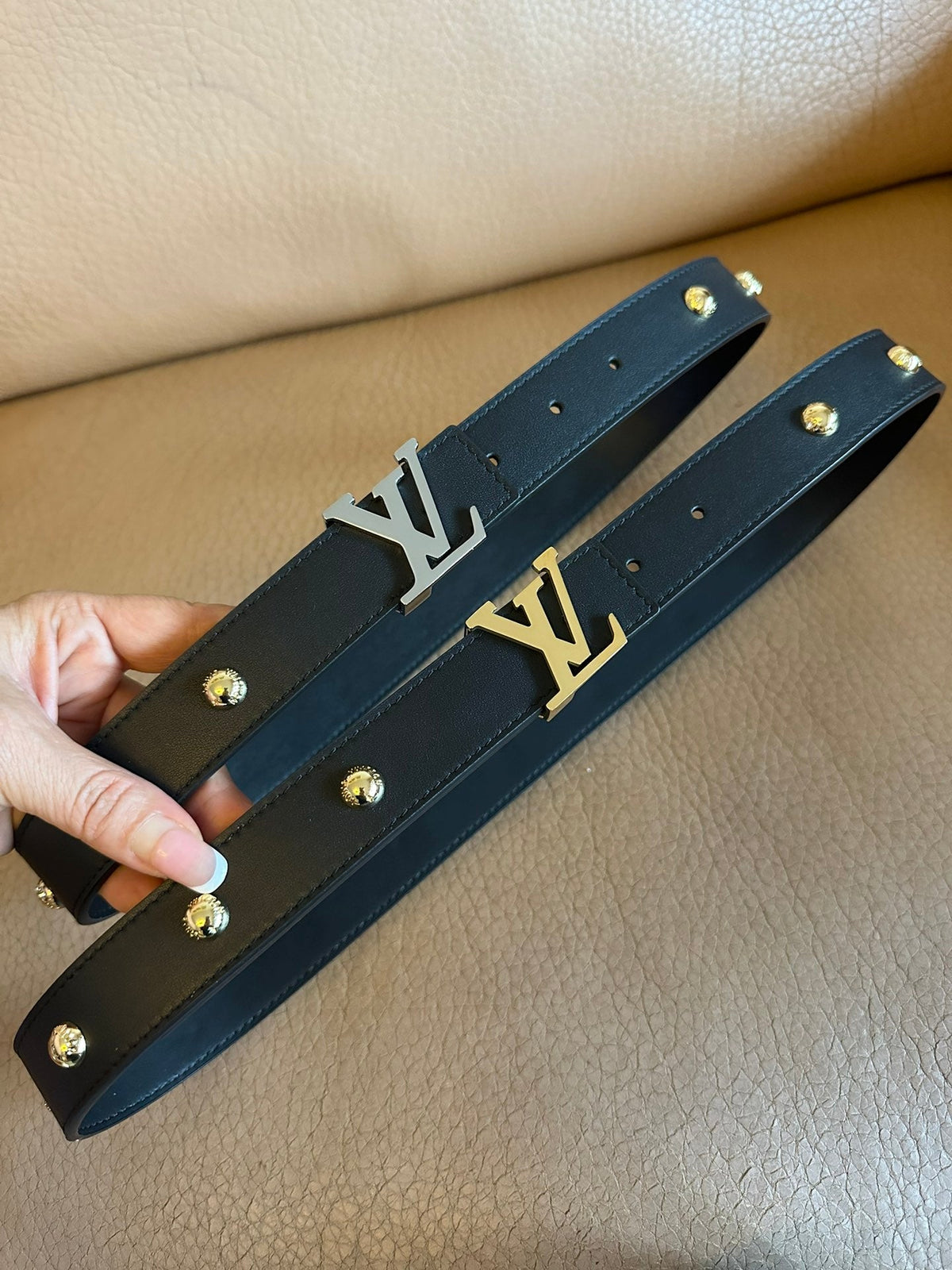 LOUIS VUITTON LV INITIALES STUDS 30 MM REVERSIBLE BELT IN BLACK CALFSKIN GOLD HARDWARE